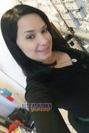 172948 - Yissel Age: 35 - Dominican Republic