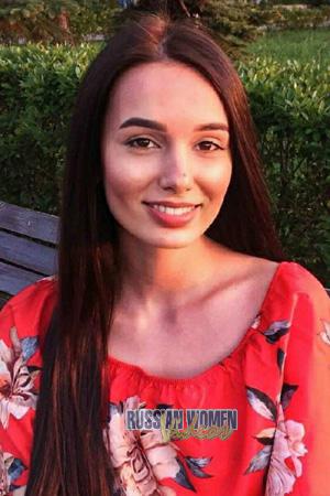 203314 - Elena Age: 25 - Russia