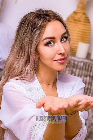204135 - Natalya Age: 35 - Russia