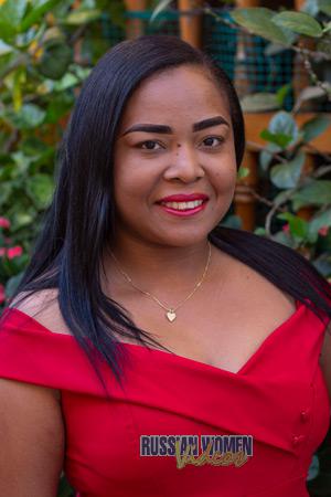 212401 - Zeuri Age: 34 - Colombia