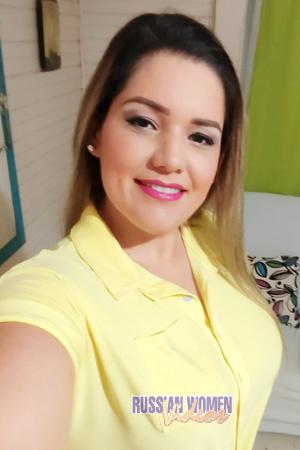 215404 - Yesenia Age: 41 - Costa Rica