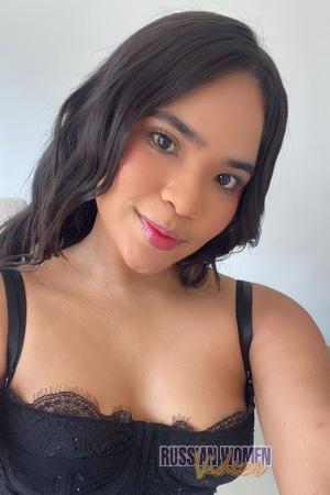 225098 - Linda Age: 23 - Colombia