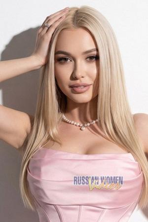 227070 - Sandra Age: 19 - Ukraine