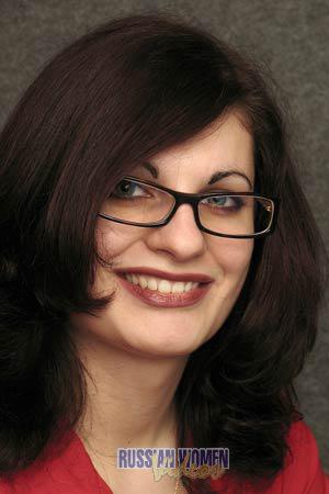 70025 - Irina Age: 26 - Ukraine