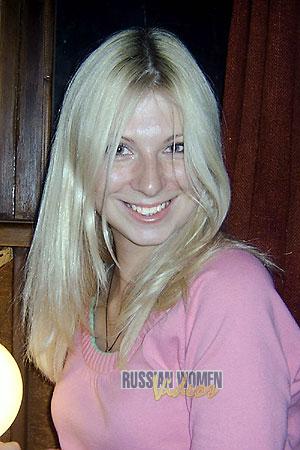 80429 - Elena Age: 26 - Russia