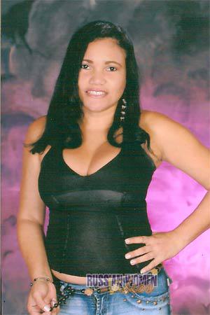 81693 - Claudia Age: 35 - Colombia