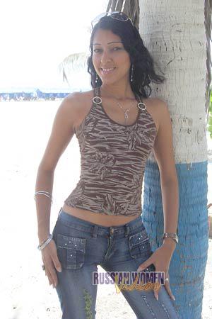 87394 - Adriana Age: 27 - Colombia