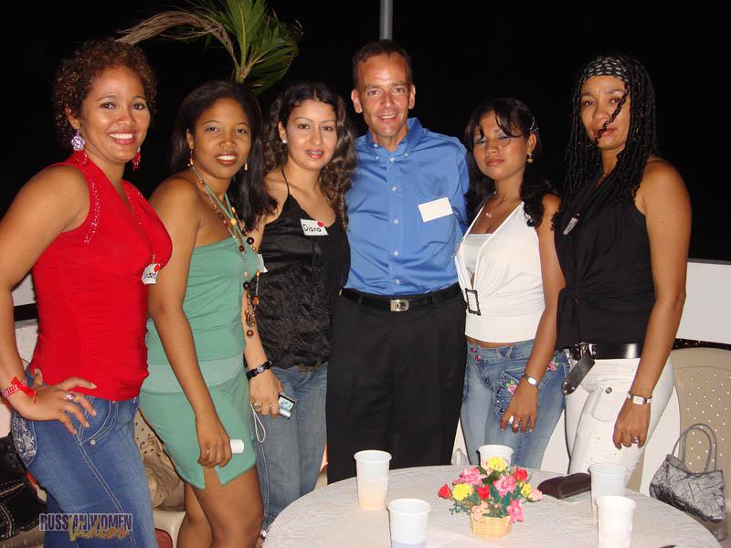 Colombia-Women-3763