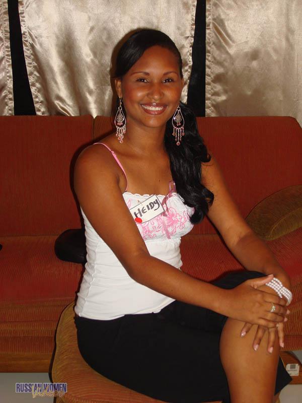 Colombia-Women-3809