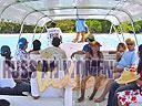 cartagena-women-boat-1104-12