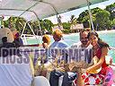 cartagena-women-boat-1104-14