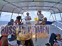 cartagena-women-boat-1104-57